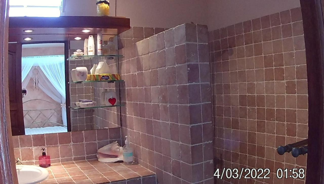 Agreable Chambre D'Hotes, Sdb, Piscine, Carbet Cuisine. Saint-Claude Εξωτερικό φωτογραφία